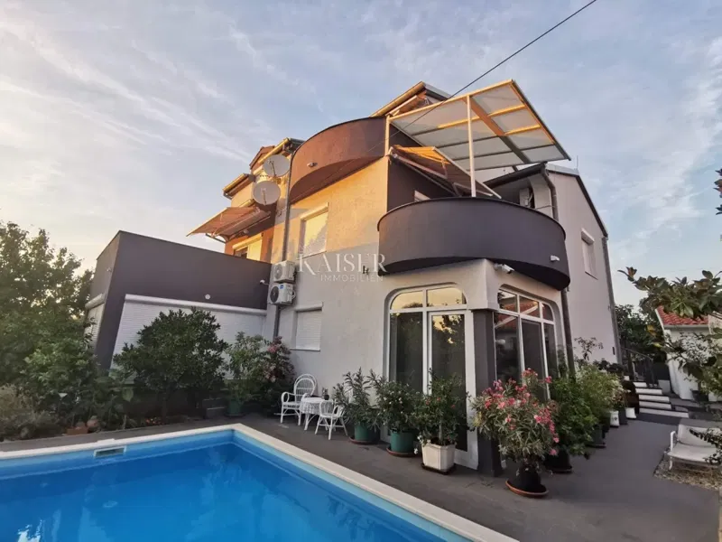 Villa Turanj, Sveti Filip I Jakov, 335m2 – 2