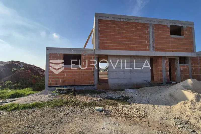 Istria, Kaštelir, semi-detached house with pool and sea view – 2
