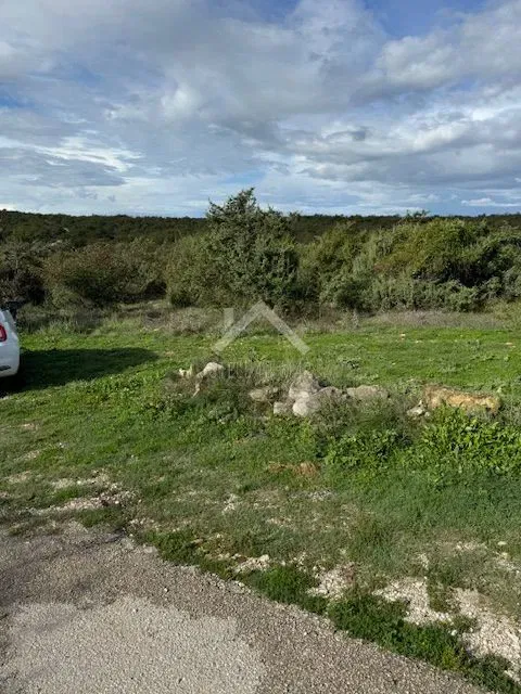 Land Radovin, Ražanac, 5.672m2 – 2