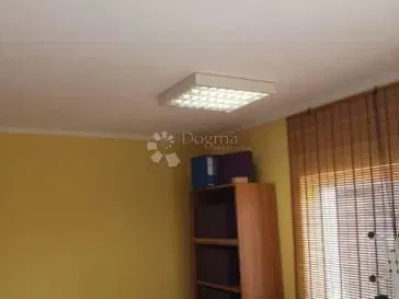 Locale commerciale Marinići, Viškovo, 45m2 – 3