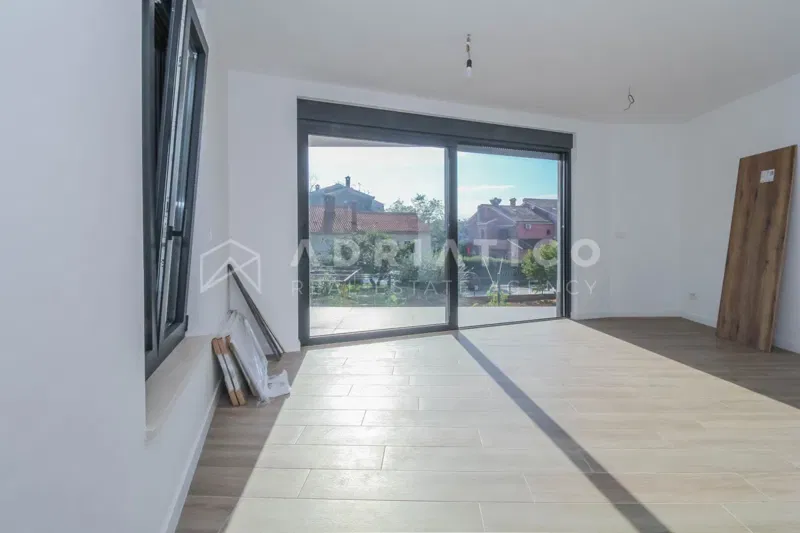 POREČ Apartment on the ground floor, 2 bedrooms – 3