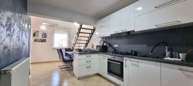 Allogio Novigrad, 90m2 – 2