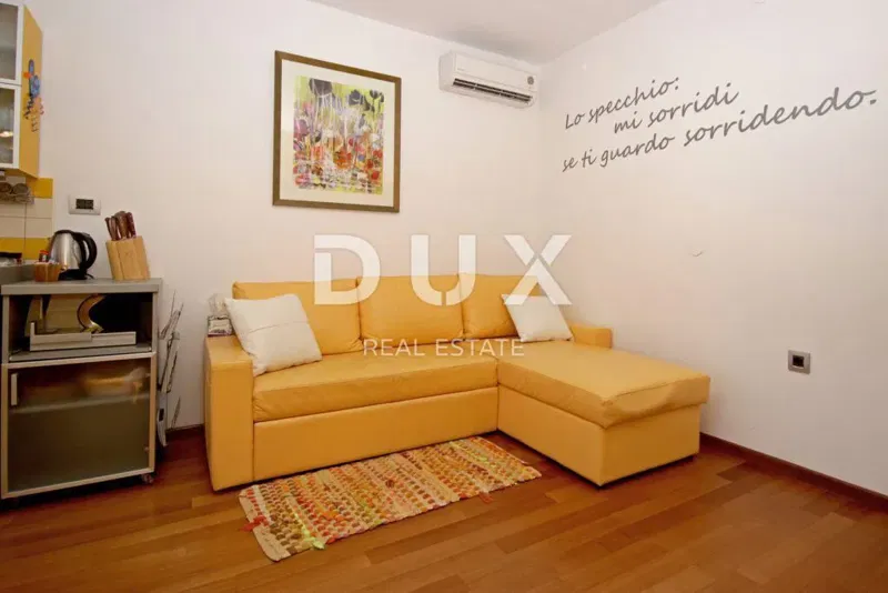 ISTRIA, PULA - Fully furnished 2BR+DB apartment 61m2 in the wider part of the city center with parking – 2