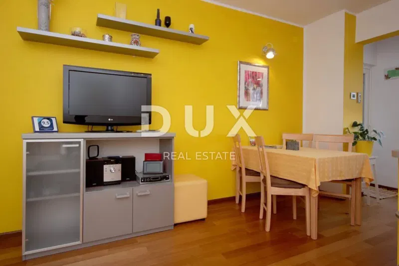 ISTRIA, PULA - Fully furnished 2BR+DB apartment 61m2 in the wider part of the city center with parking – 3