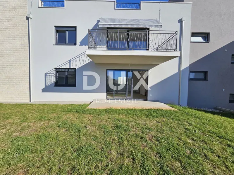 ISTRIA, PARENZO, DINTORNI - Appartamento con 3 camere da letto al primo piano con terrazza sul tetto – 2