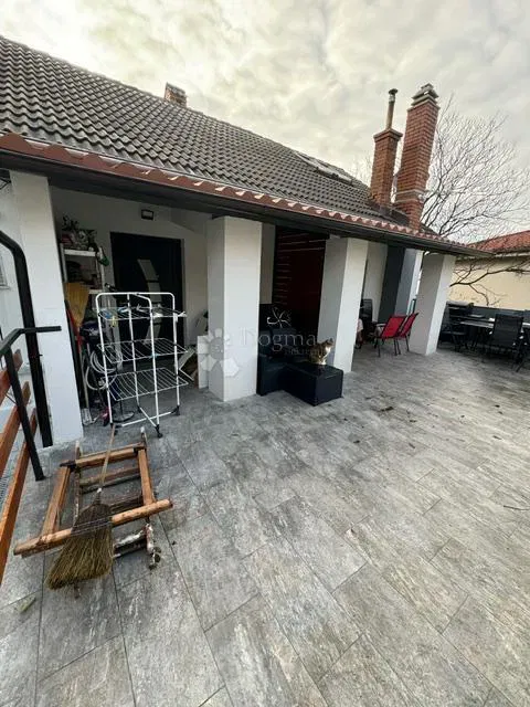 Casa Gornja Vežica, Rijeka, 220m2 – 3