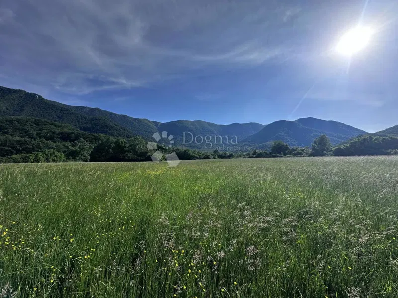 Föld Brušane, Gospić - Okolica, 7.373m2 – 3