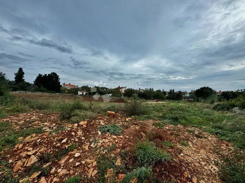 Terreno Peroj, Vodnjan, 1.320m2 – 2