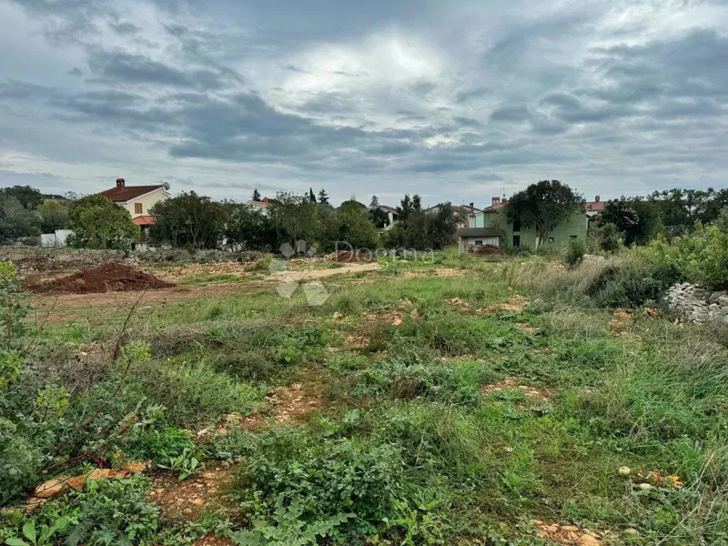 Terreno Peroj, Vodnjan, 1.320m2 – 3