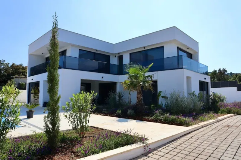 Villa di nuova costruzione con piscina e vista mare – 2