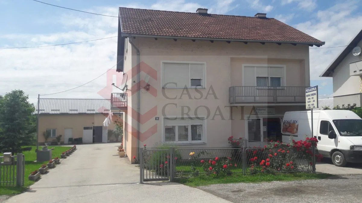 Kuća: Puhovo, katnica, 300.00 m2, poslovni prostor, garaža