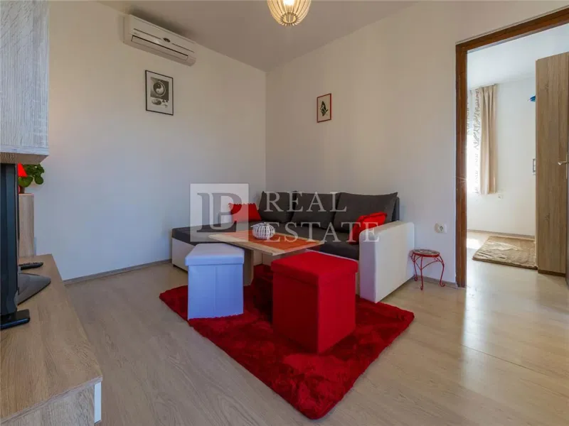 GRIŽANE - prenovljena kamnita hiša z dvoriščem in vrtom – 3