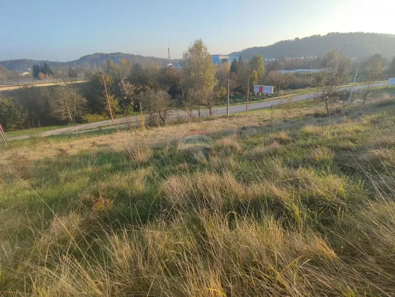 Земельный участок строительного назначения Švarča, Karlovac, 1.378m2
