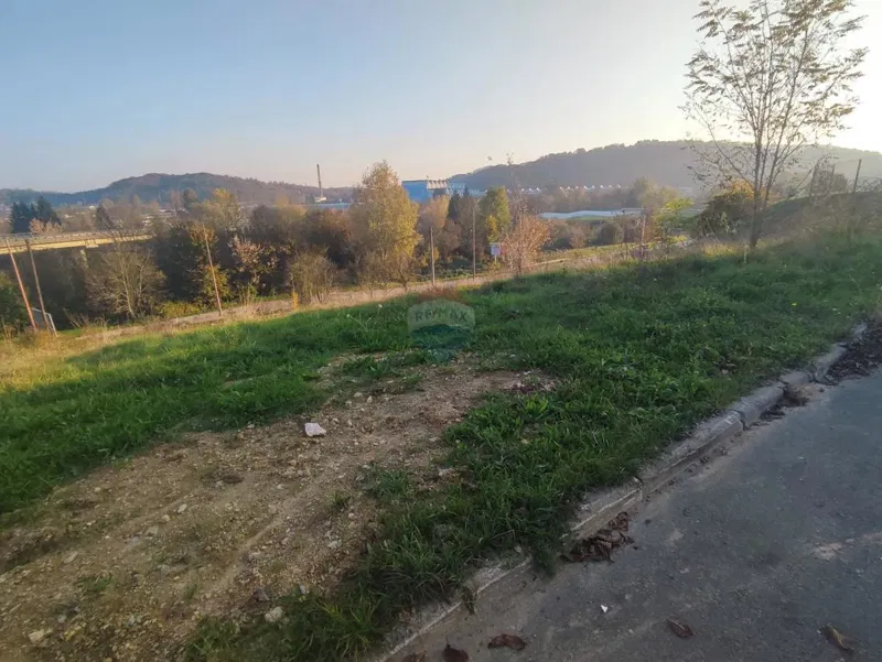 Земельный участок строительного назначения Švarča, Karlovac, 1.378m2 – 3