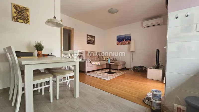 Otok Krk, Šilo, 56m2, 2-sobni s dnevnim, dvorište – 3