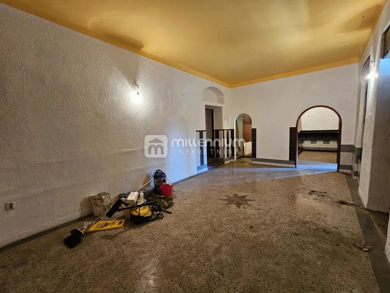 Rijeka, Sušak, 124.40m2, poslovni prostor s terasom – 2