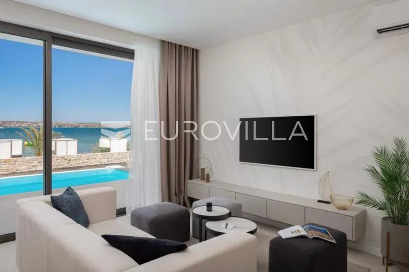 Pašman, Tkon, modern villa with pool, first row by the sea – 3