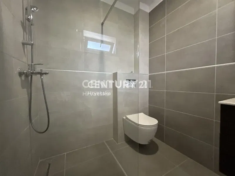 Sale, Apartment, 2.5-room (2R+DB), Istria County, Umag – 2