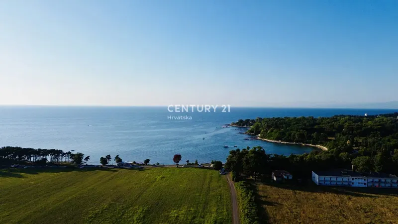 UMAG, BAŠANIJA, ATTRACTIVE BUILDING LAND 300 METERS FROM THE SEA – 2
