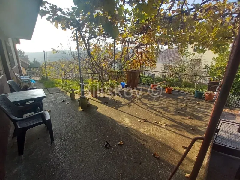 For sale, Zagreb, Gornja Kustošija, semi-detached house with garage, large garden – 3