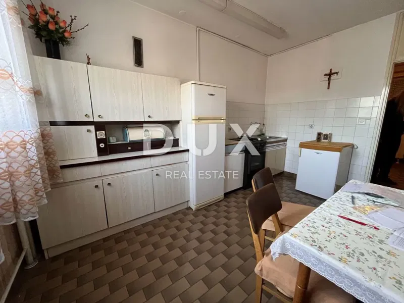 RIJEKA, ZAMET - 2-bedroom apartment with a balcony in a fantastic location, parking, new facade – 3