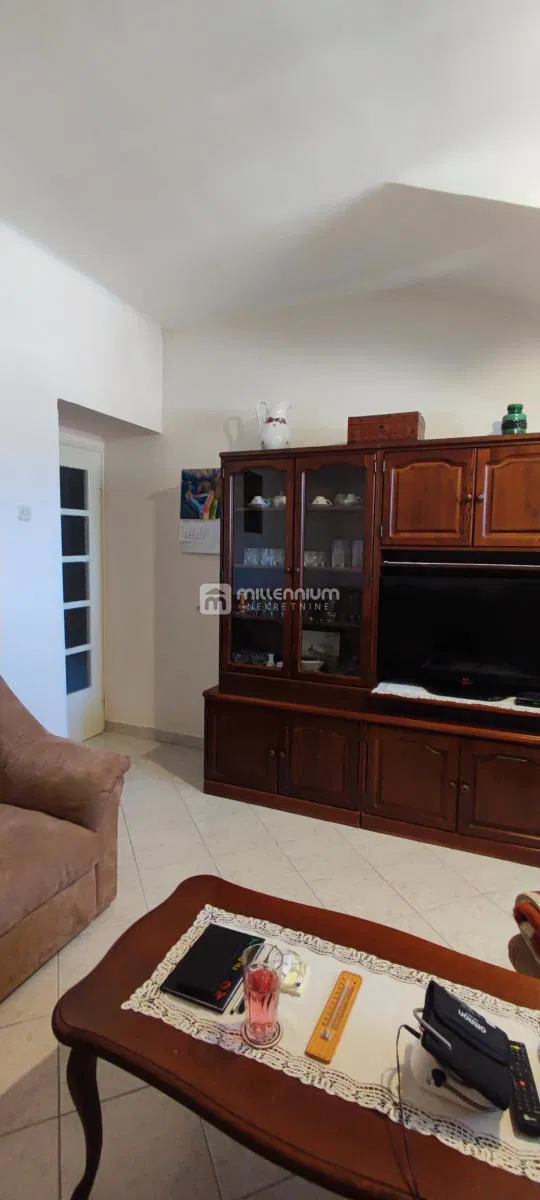 Rijeka, Centar, 64.09m2, 2-sobni s dnevnim boravkom – 2