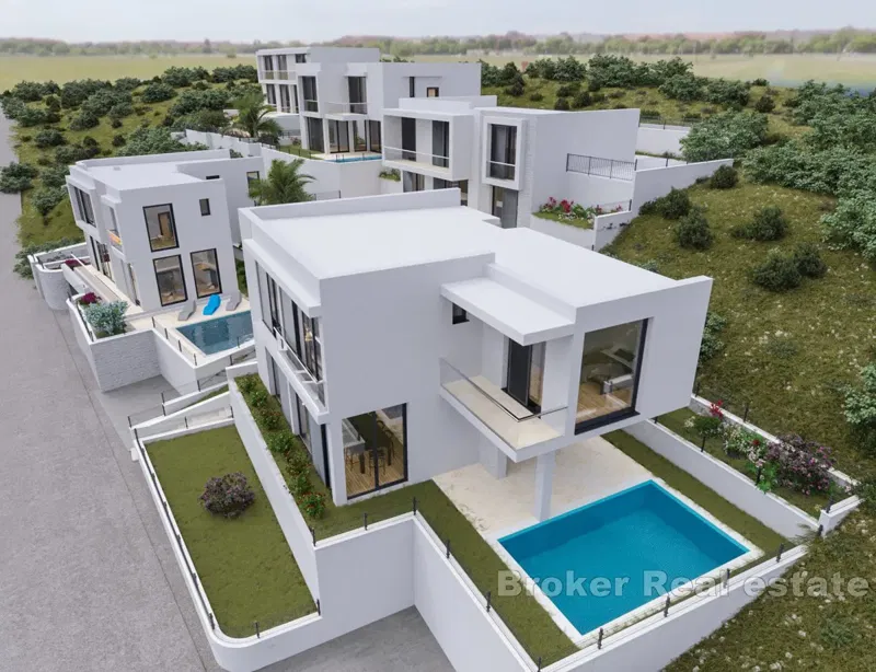 Villa with a pool not far from the sea – 2