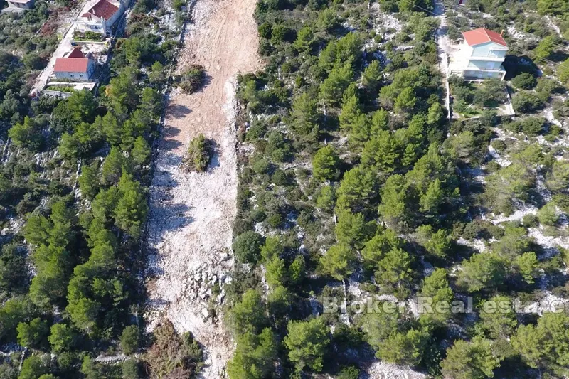 Ampio terreno edificabile con vista aperta – 3
