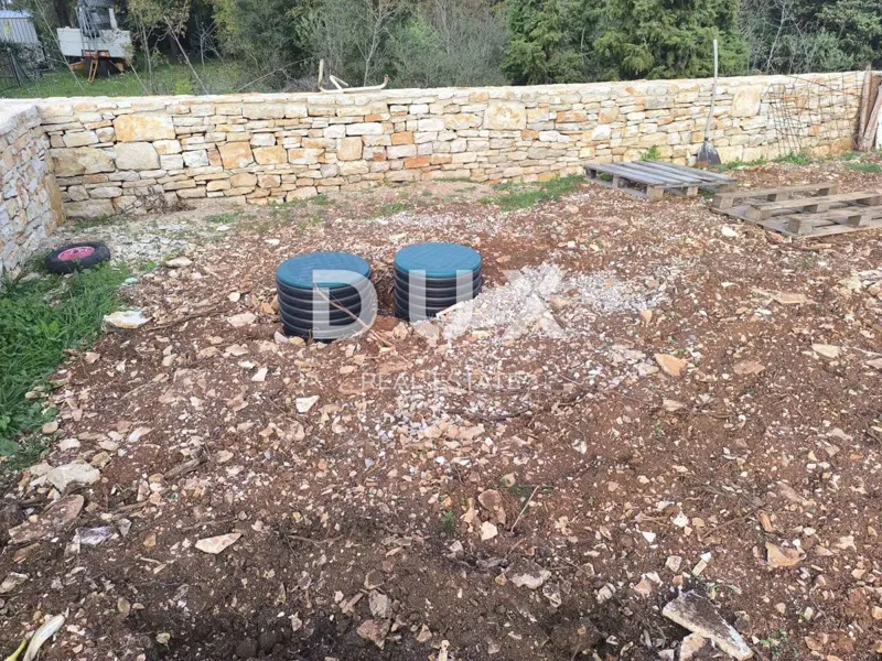 ISTRIA, PEROJ - Terreno week-end con rudere circondato da pietra a secco – 3
