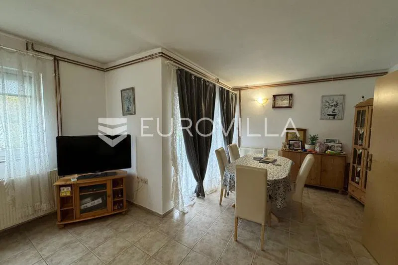 Podgorje Bračevačko, prekrasna katnica 103 m²