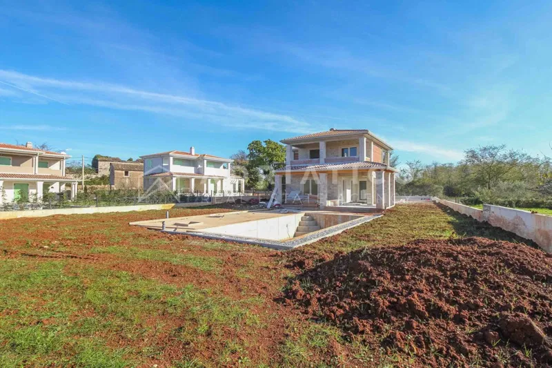 Casa di lusso con giardino, piscina e seminterrato con sauna – 2