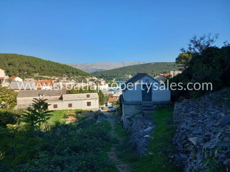 Brac, building land for sale, 75.000 € – 3