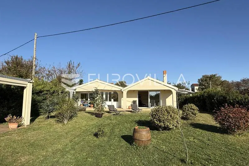 Istria, Muntić - sunny detached house 103 m² in a quiet location with a nice garden – 2
