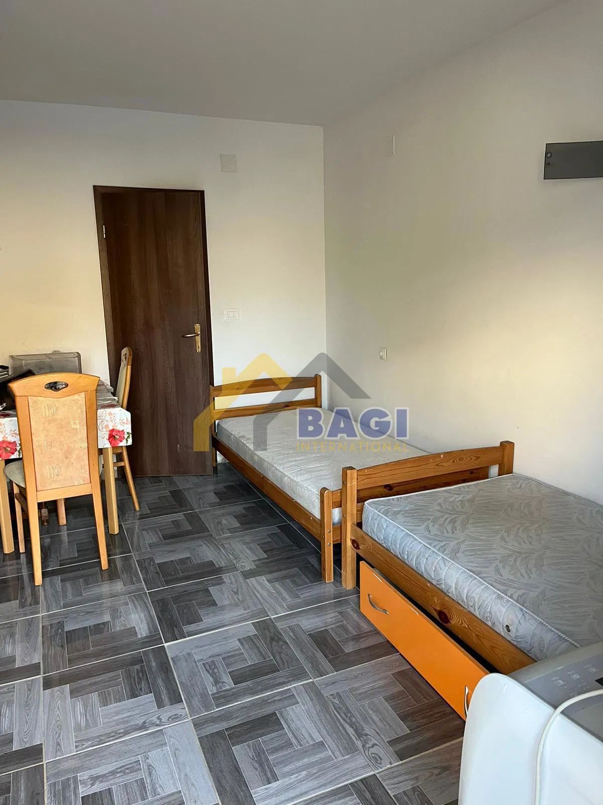 Smještaj za 8 radnika-Čavle