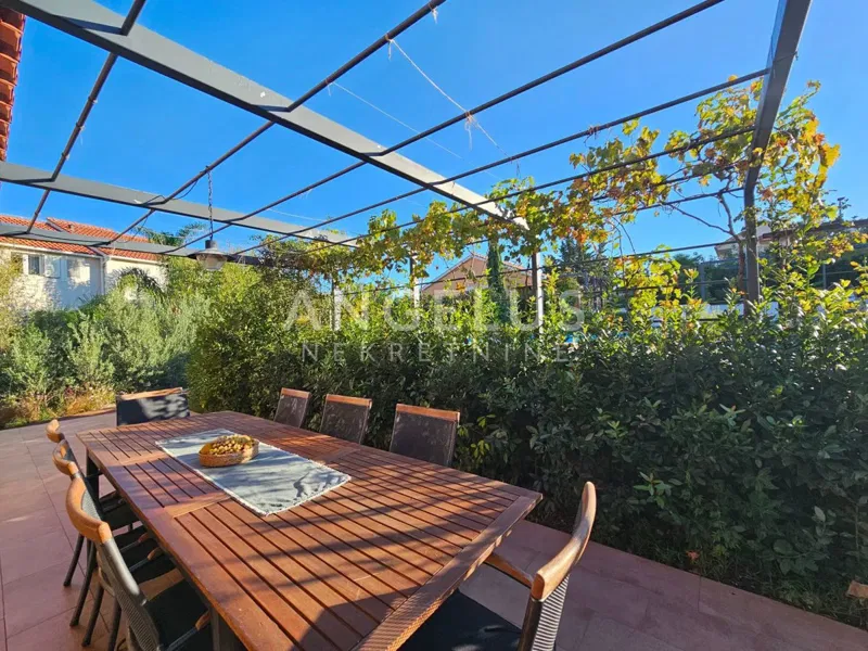Island Brac, Sutivan - house in a green oasis with pool, FOR SALE – 3