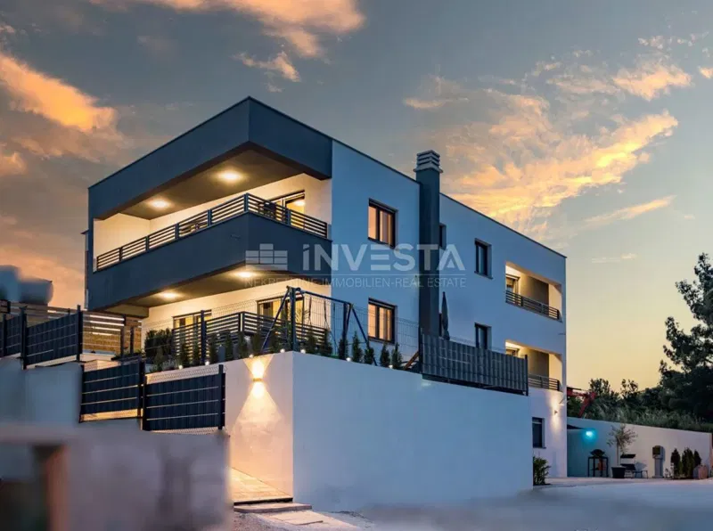 Villa di lusso con piscina vicino al mare a Medolino – 2