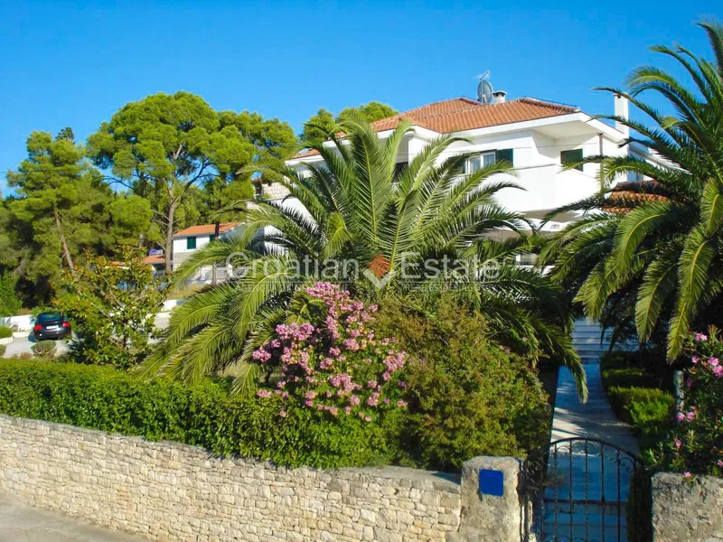 House with sea view, for sale – 3