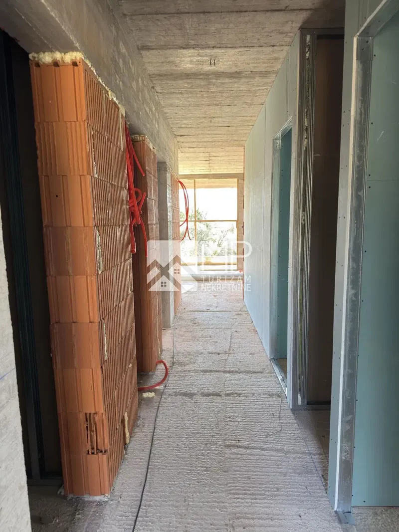Medulin, new building, ground floor apartment with a 125 m2 yard – 3