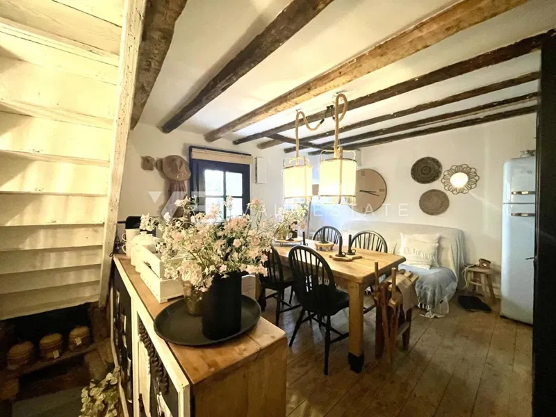 RENOVATED STONE HOUSE IN THE OLD CITY CENTER – 2