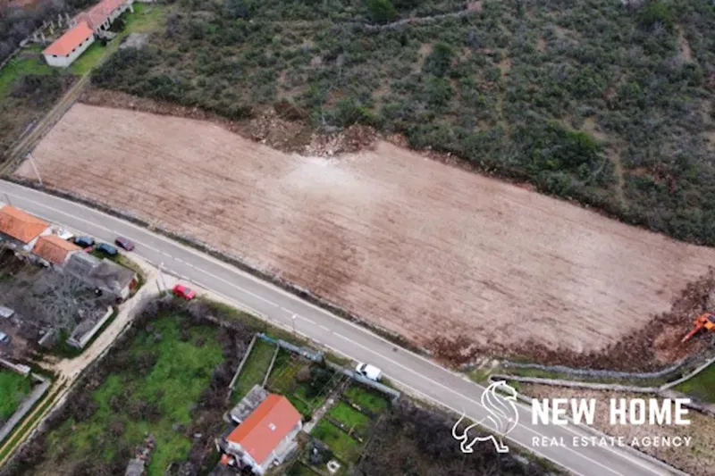 Primošten hinterland – building plots in an idyllic location – 2