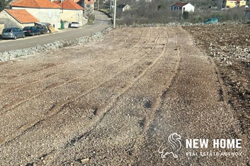Primošten hinterland – building plots in an idyllic location – 3
