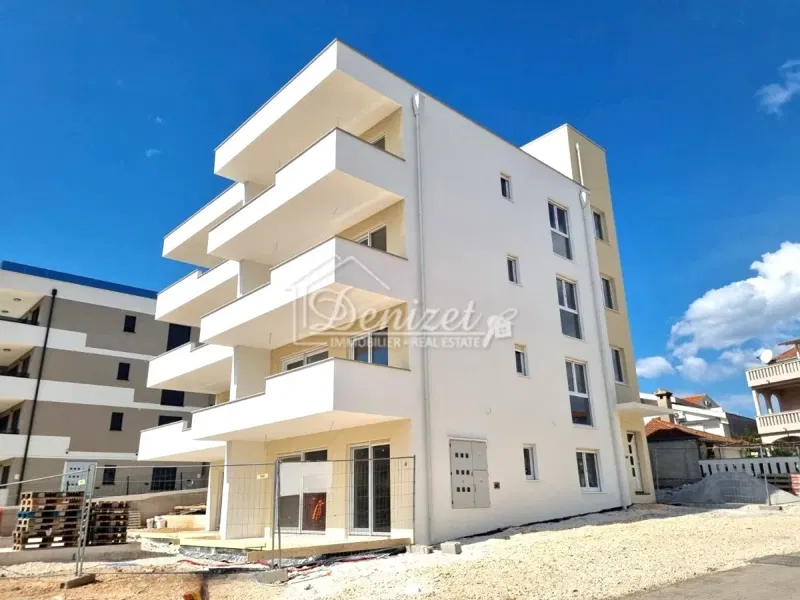 Okrug Gornji – Two-Bedroom Apartment in a New Development for Sale – 2