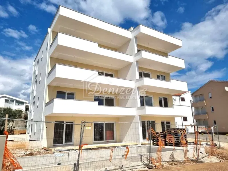 Okrug Gornji – Two-Bedroom Apartment in a New Development for Sale – 3