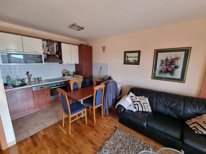 Appartamento bilocale con vista mare a Cittanova – 2