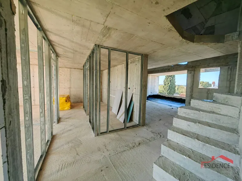Valbandon, ampio appartamento su due piani in palazzina di nuova costruzione – 2