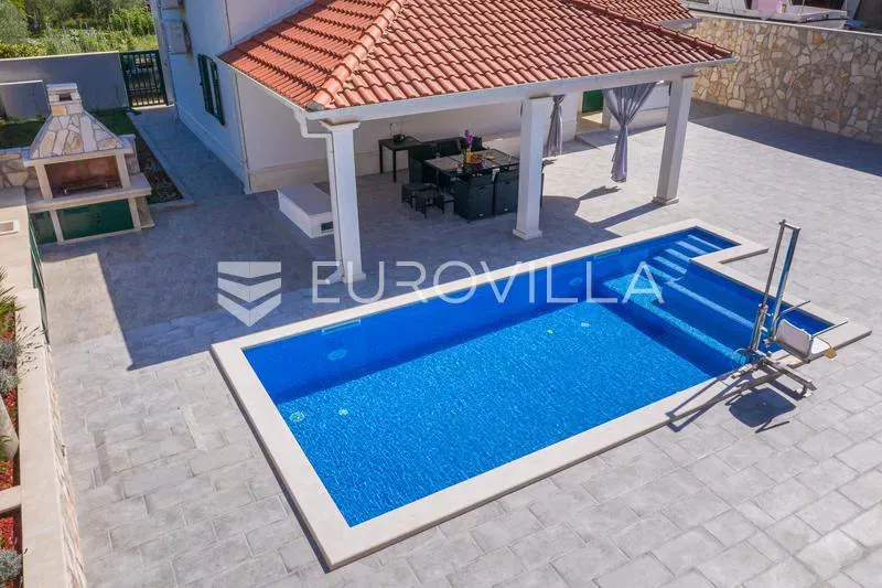 Rijeka Dubrovačka, house with elevator and swimming pool – 2