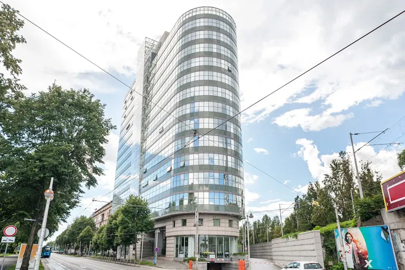 Flexible office memberships in Hoto Tower – 2