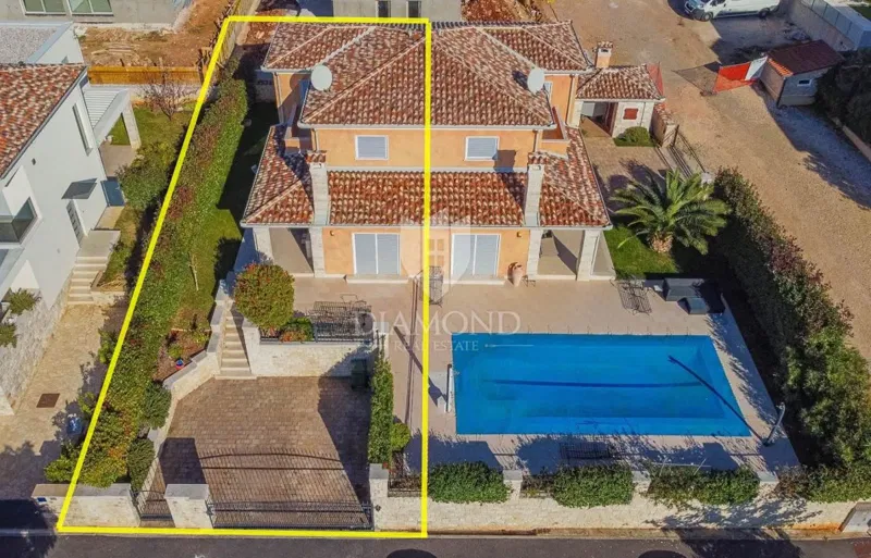 Cittanova, dintorni! Bellissima casa a 200 metri dal mare! – 2