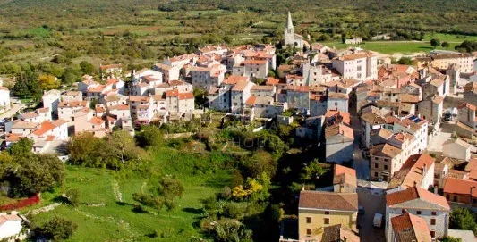Rovinj, complex of construction and agricultural land with a view – 2