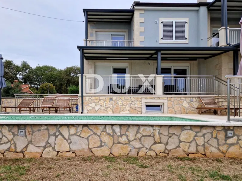 ISTRIA, PARENZO - Spaziosa casa con piscina e vista panoramica – 3